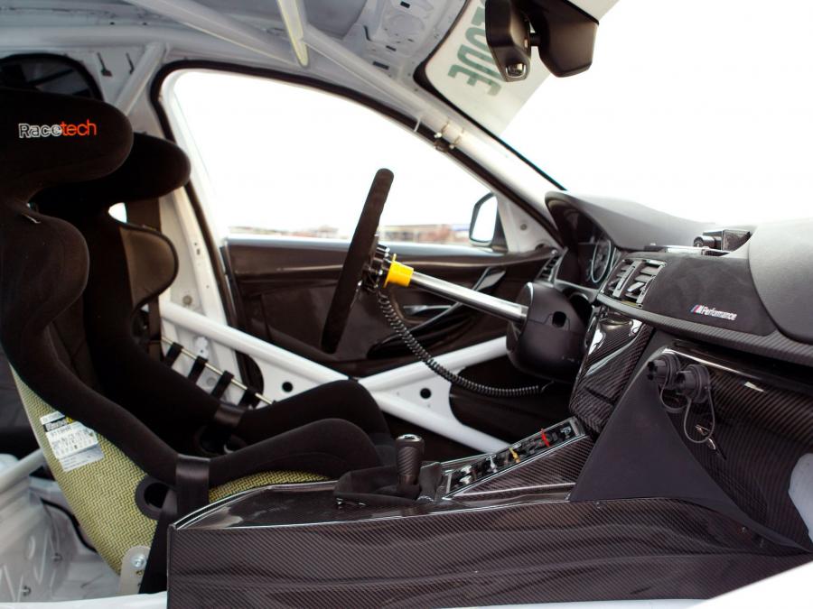  BMW 3-Series Race Car 2012 года  (фото 3 из 18)